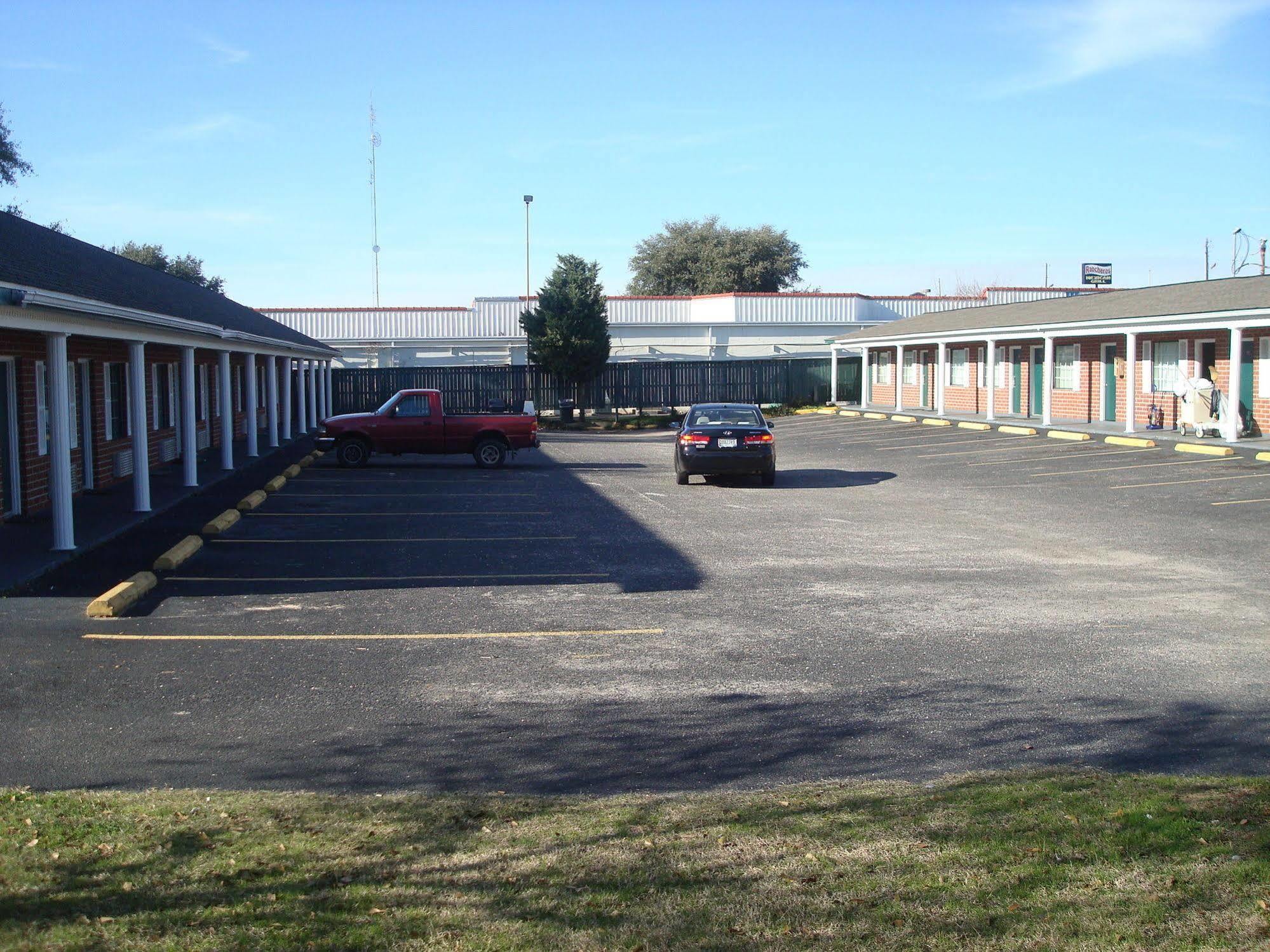Adams Inn Dothan Extérieur photo